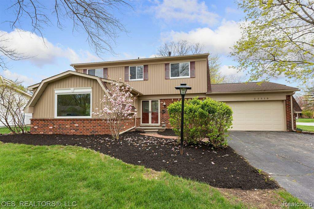 22510 Deerfield Road, Novi, MI 48375 MLS 20230028467 properties
