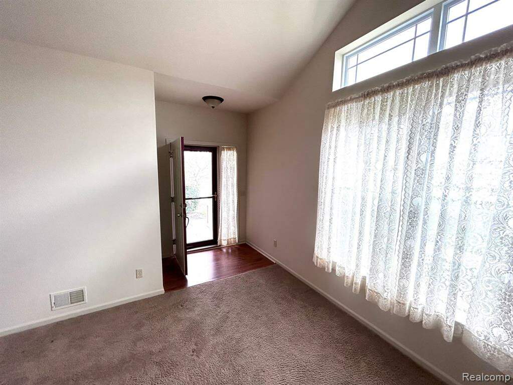 3579 Shepherd Lane, Canton Twp, MI 48188 MLS 20230030509 properties