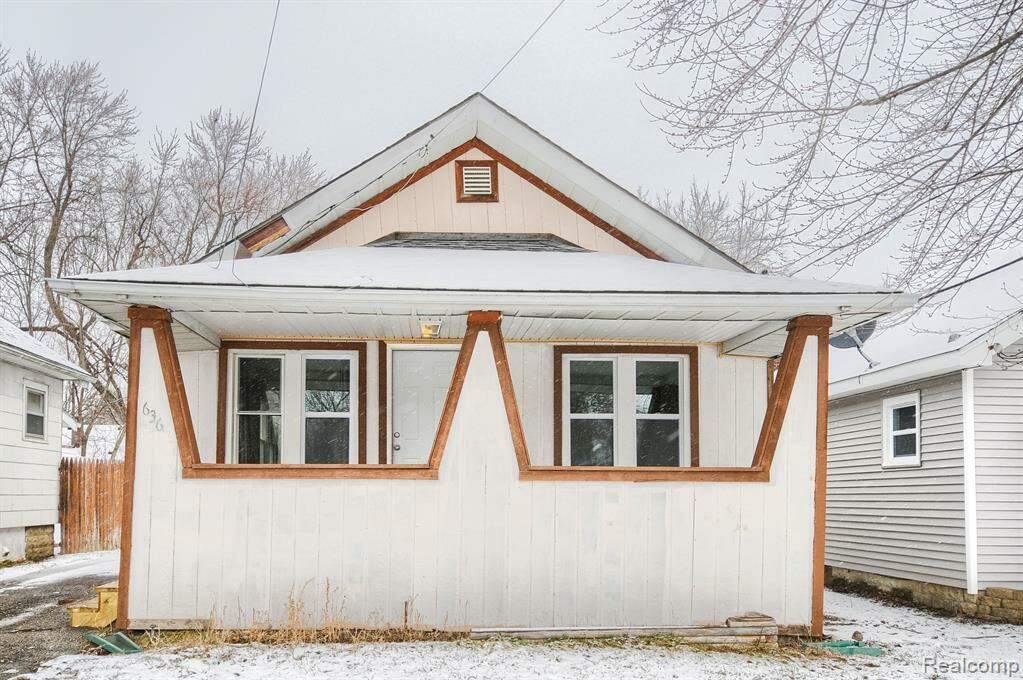 636 Freeman Avenue, Flint, MI 48507 MLS 20230030609 properties REMI Christie's