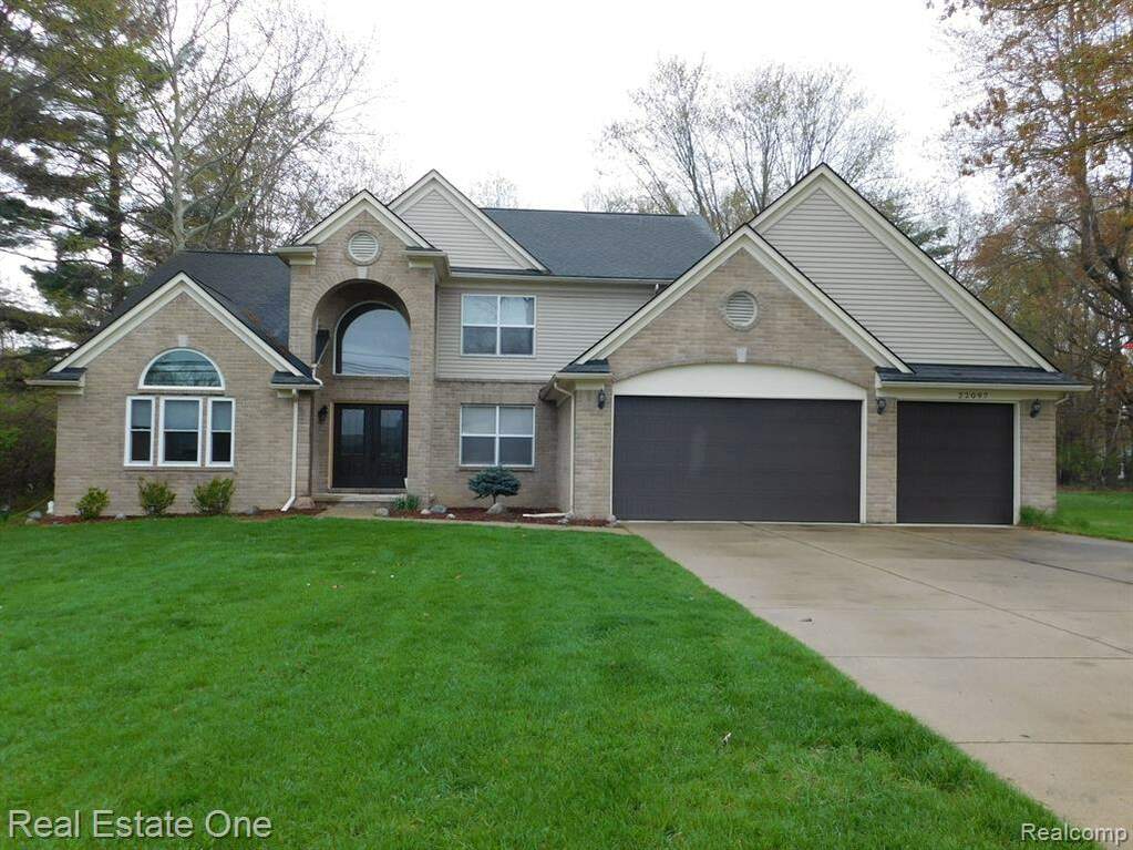 22097 Beech Road, Southfield, MI 48033 MLS 20230034603 properties