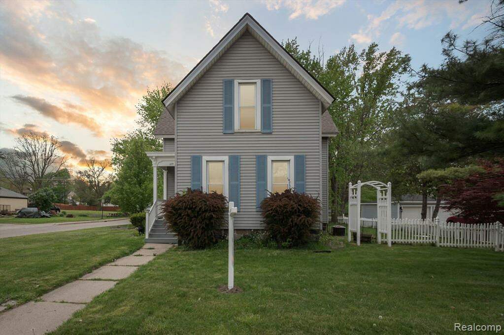 275 E Saint Clair Street, Romeo Vlg, MI 48065 MLS 20230035613