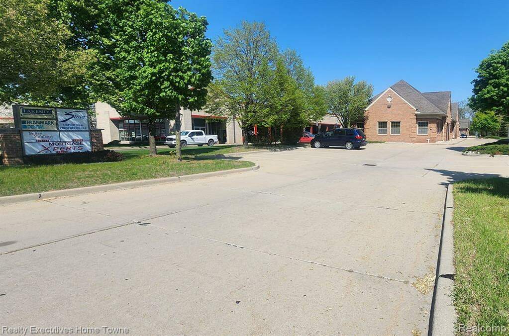 50708 Van Dyke Avenue, Shelby Twp, MI 48317 MLS 20230035761