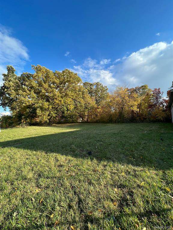 000 E Hemphill Road, Burton, MI 48529 MLS 20230035869 properties