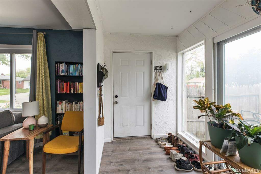 5895 Vivian Street, Taylor, MI 48180 MLS 20230038322 properties