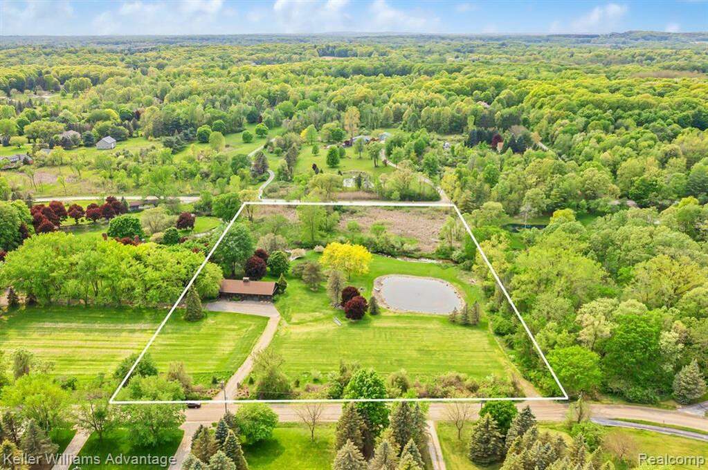 71423 E Pond Creek Drive, Bruce Twp, MI 48065 MLS 20230038465