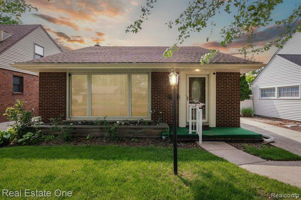 1654 23rd Street, Wyandotte, MI 48192 MLS 20230039872 properties