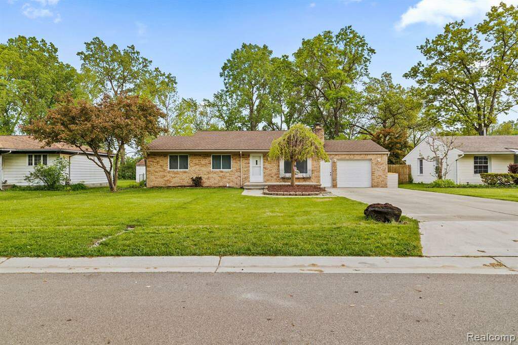 29599 Belfast Street, Farmington Hills, MI 48336 MLS 20230040665