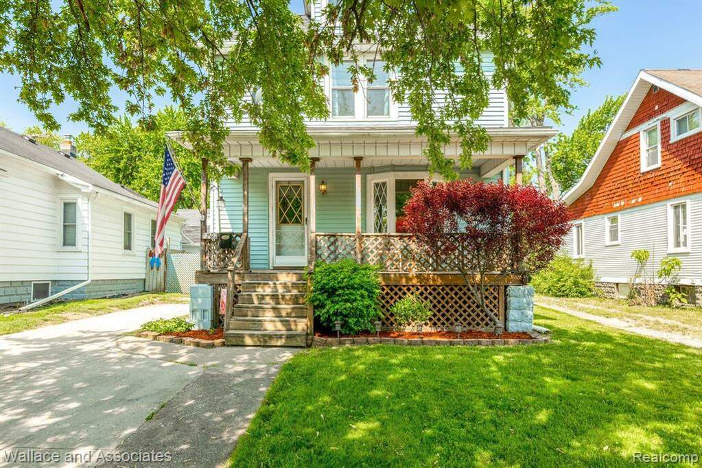 729 13th Street, Port Huron, MI 48060 MLS 20230041238 properties