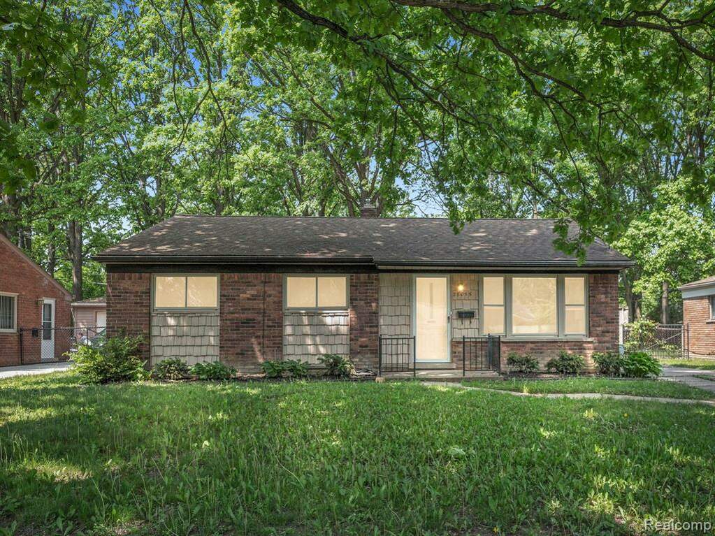 28055 Aberdeen Street, Southfield, MI 48076 MLS 20230041379