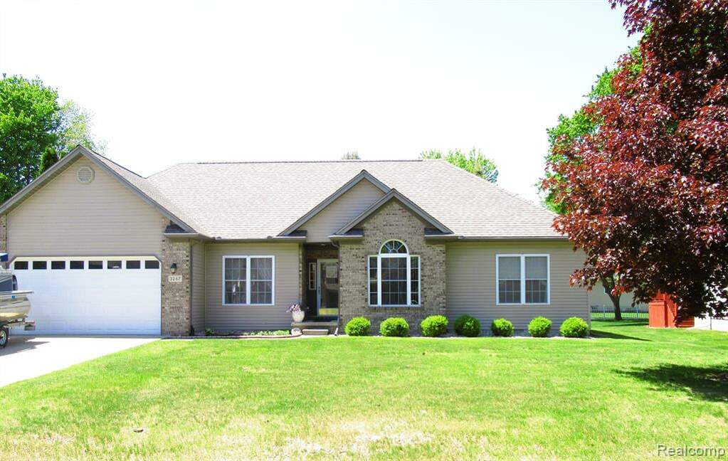 3267 Driftwood Drive, Port Huron Twp, MI 48060 MLS 20230041859 properties REMI Christie's