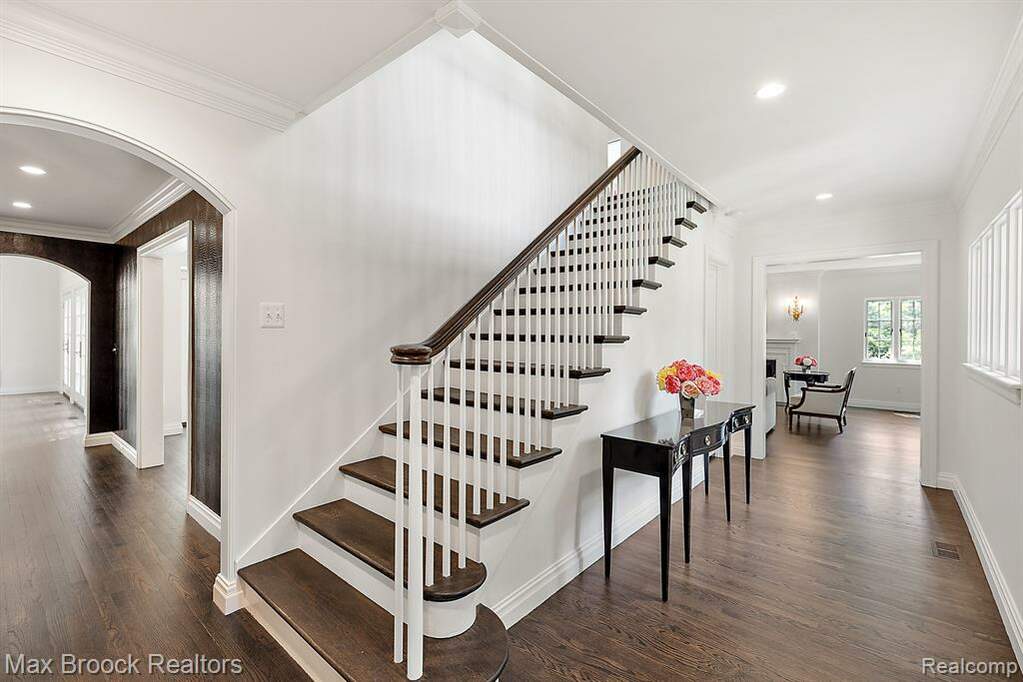 2105 Wallingford Road, Ann Arbor, MI 48104 MLS 20230044872