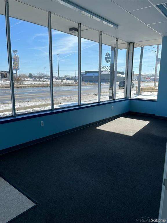 1850 S Dort Highway, Flint, MI 48503 MLS 20230049436 properties