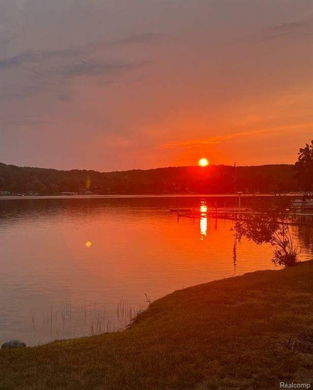 851 N Intermediate Lake Road, Central Lake Twp, MI 49622 MLS