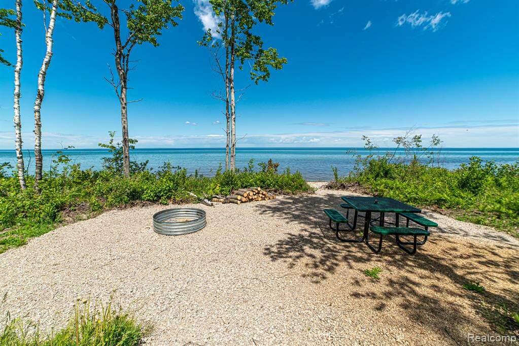 12973 Us 23, Cheboygan, MI 49721 MLS 20230059401 properties SE