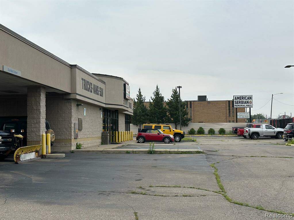 20000 Van Dyke Street, Detroit, MI 48234 MLS 20230064687 properties