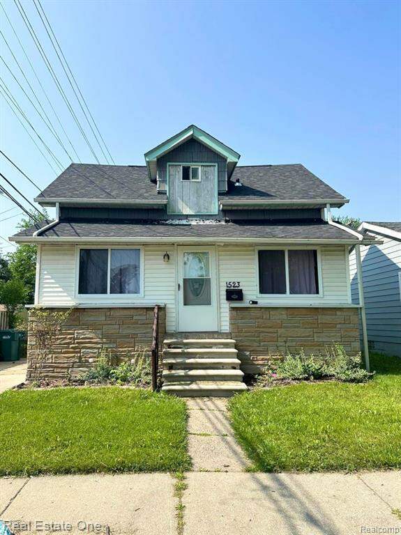 1523 Paris Avenue, Lincoln Park, MI 48146 MLS 20230065289