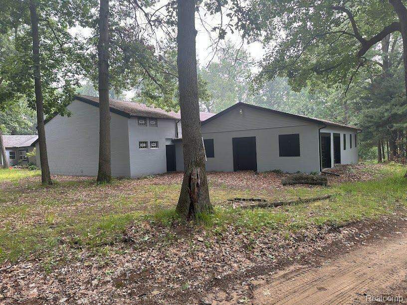 5323 Ann Arbor Road, Leoni Twp, MI 49201 MLS 20230077257 properties SE Michigan