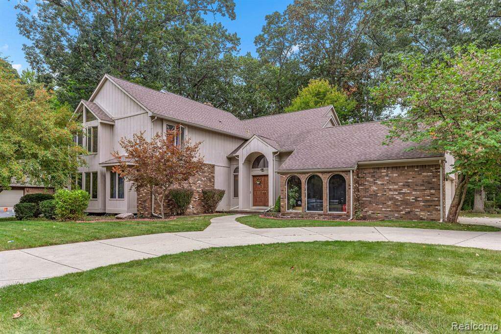 7910 Nankin Mills Street, Westland, MI 48185 MLS 20230080471