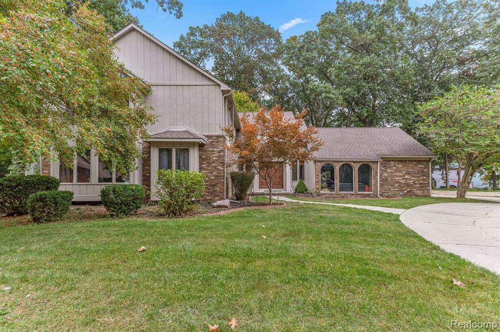 7910 Nankin Mills Street, Westland, MI 48185 MLS 20230080471
