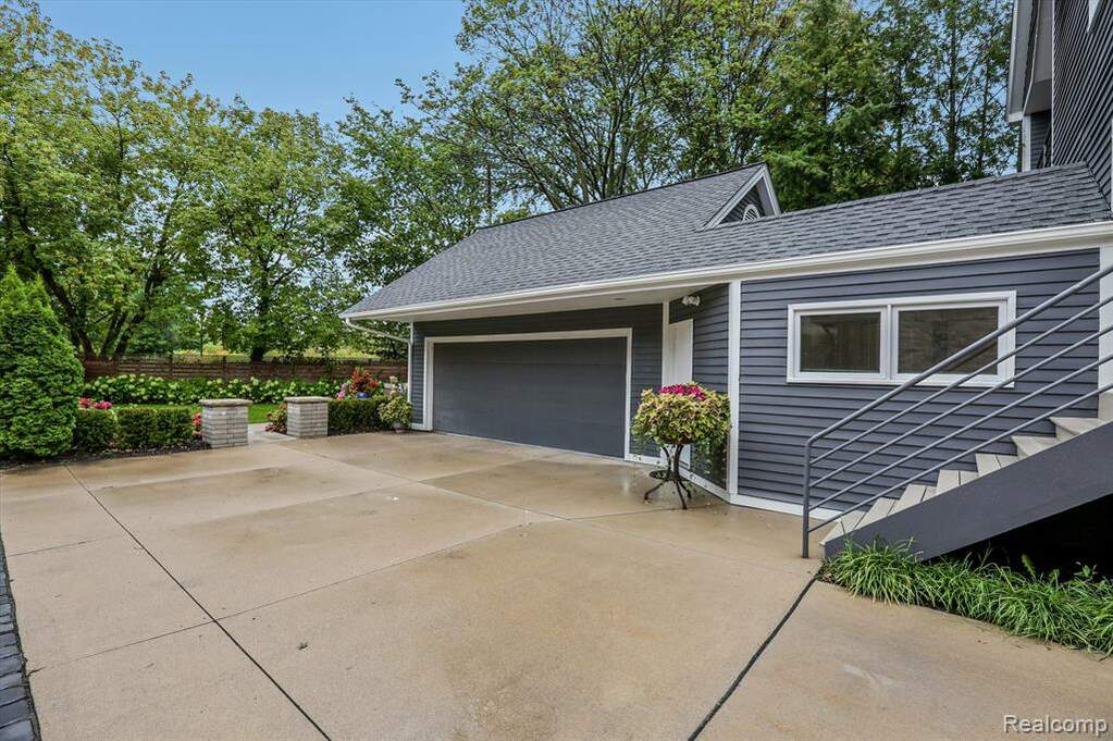 836 Purdy Street, Birmingham, MI 48009 MLS 20230088678 properties