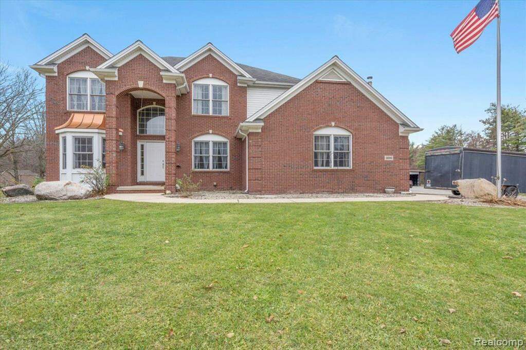 32243 Sibley Road, Huron Twp, MI 48174 MLS 20230095701 properties