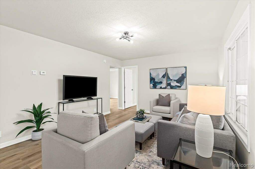 8529 Welch Road, Macon Twp, MI 49286 MLS 20230098447 properties