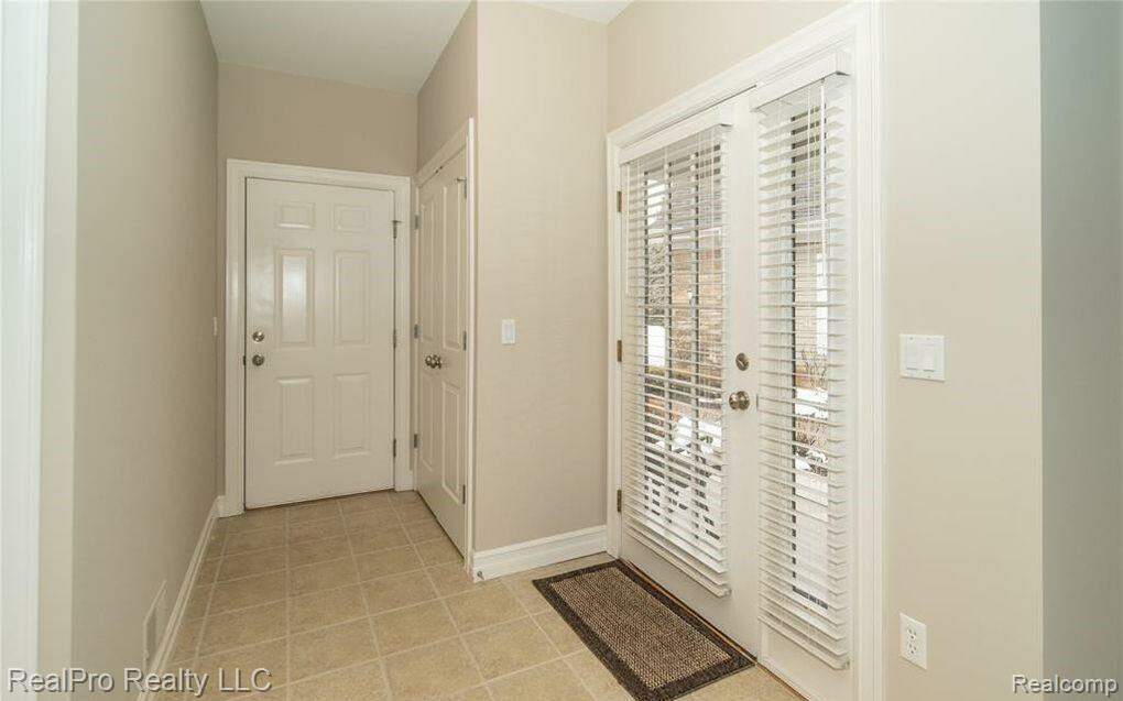 39411 Jasmine Circle, Northville Twp, MI 48168 MLS 20230100473