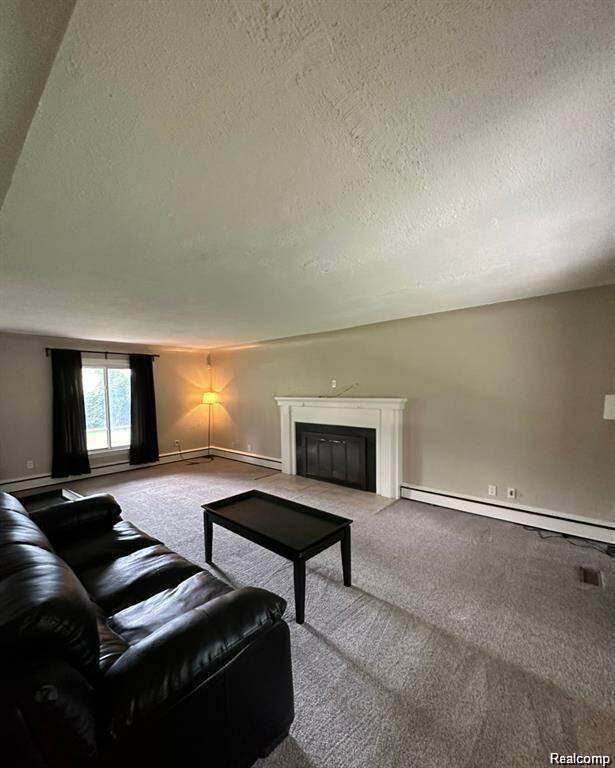 1090 S Lotz Road, Canton Twp, MI 48188 MLS 20230100944 properties