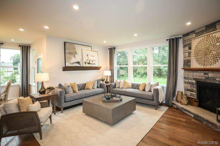 3476 Colt Drive, Pittsfield Twp, MI 48197 MLS 20230102301