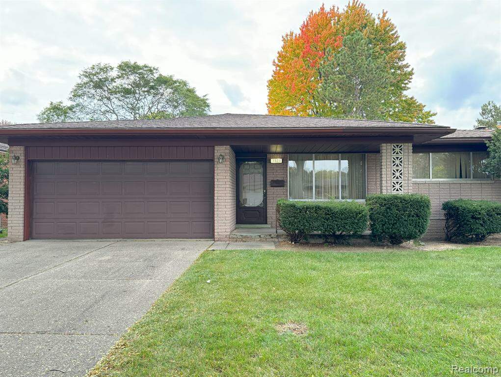 30211 Kelsey Drive, Warren, MI 48092 MLS 20230102876 properties SE Michigan