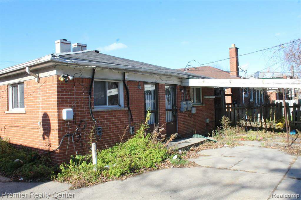 15338 Greenfield Road, Detroit, MI 48227 MLS 20230104668 properties