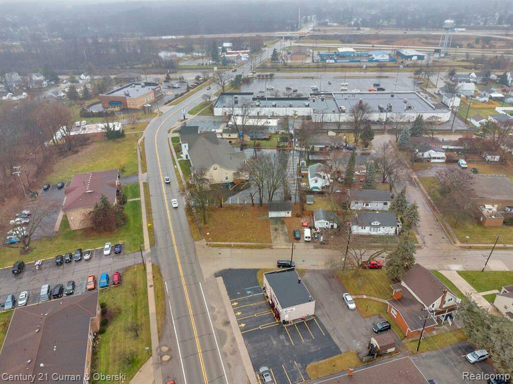 22108 Huron River Drive, Rockwood, MI 48173 MLS 20230105114