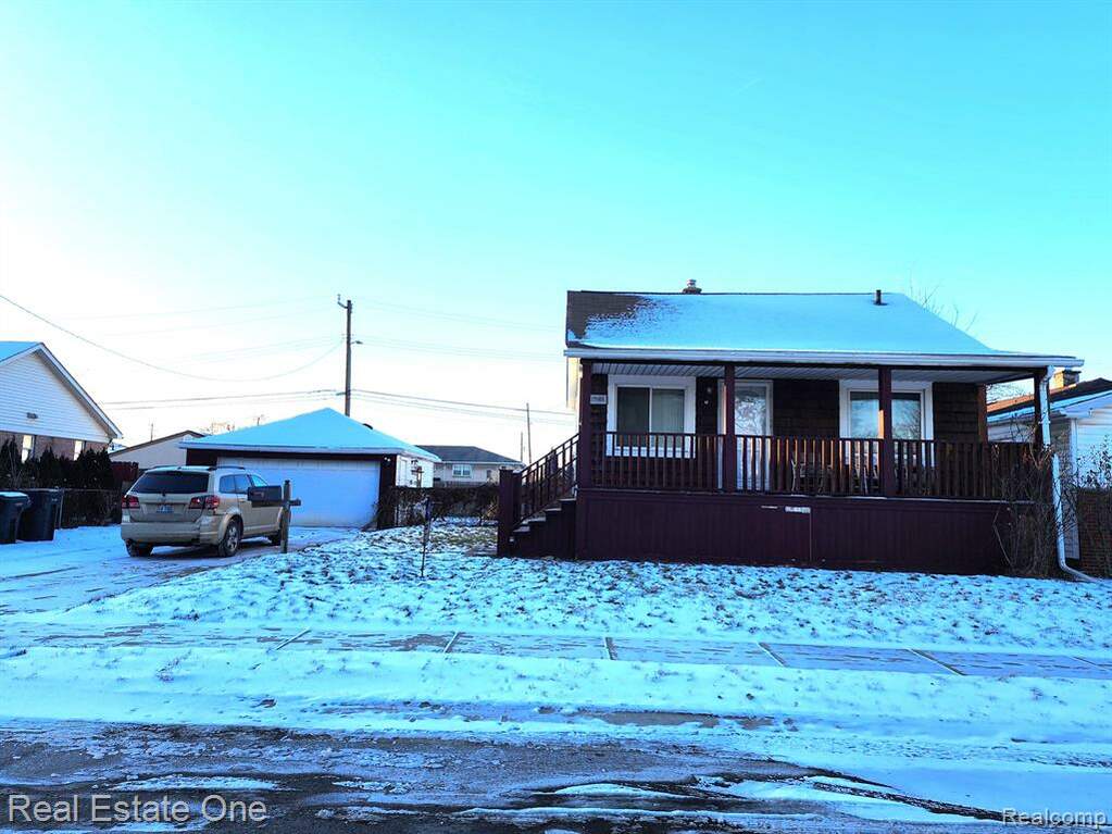 17055 Clarann Street, Melvindale, MI 48122 MLS 20240003449 properties