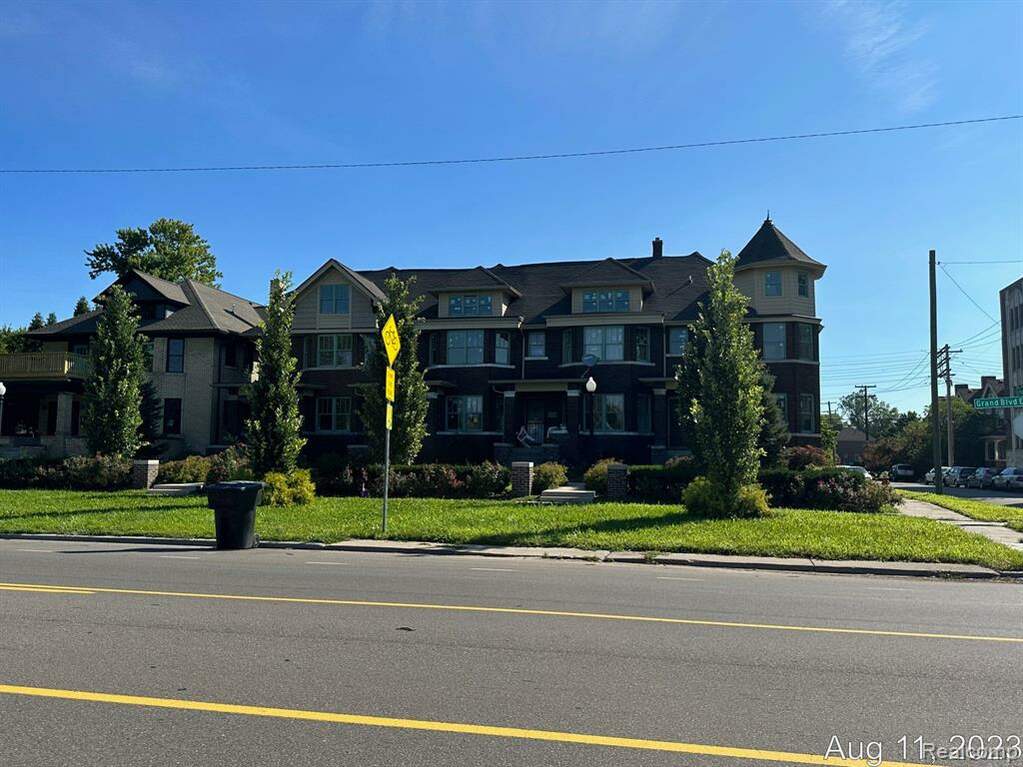 370 E Grand Boulevard, Detroit, MI 48207 MLS 20240012142 properties