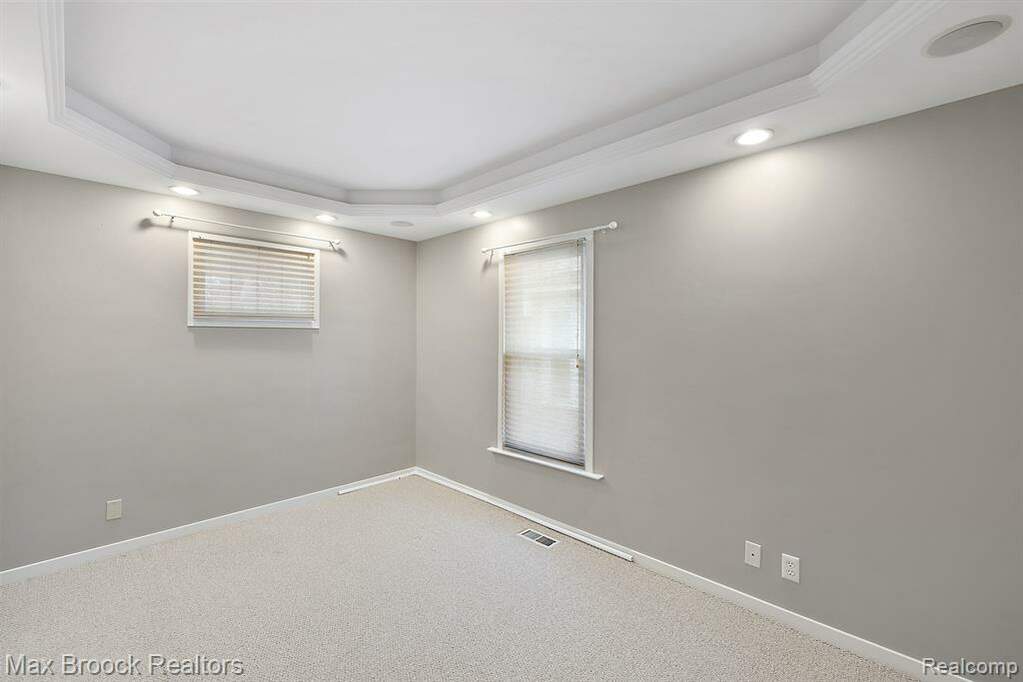 430 Park Street, Birmingham, MI 48009 MLS 20240014029 properties