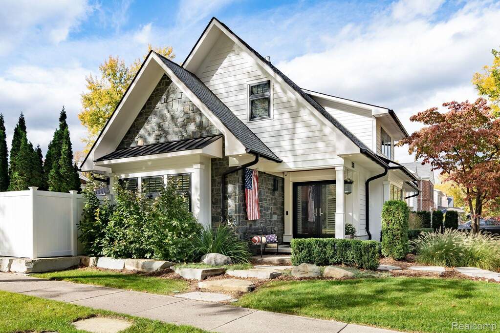 311 Wesley Street, Rochester, MI 48307