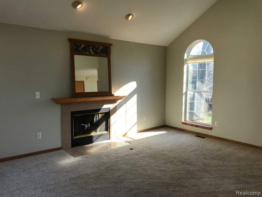 11826 N Main Street, Green Oak Twp, MI 48189 MLS 20240018744