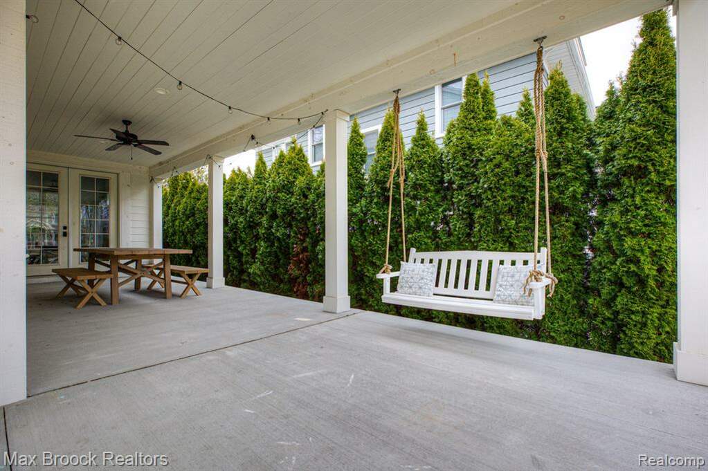 911 S Bates Street, Birmingham, MI 48009 MLS 20240021556 properties