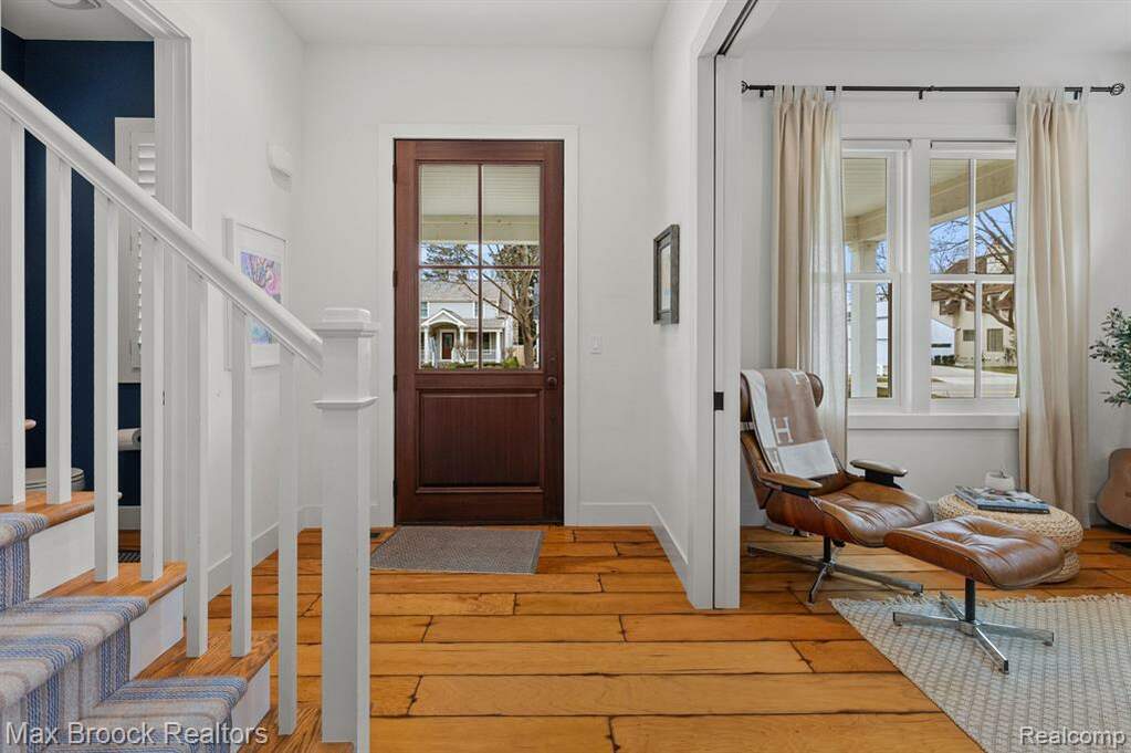 911 S Bates Street, Birmingham, MI 48009 MLS 20240021556 properties