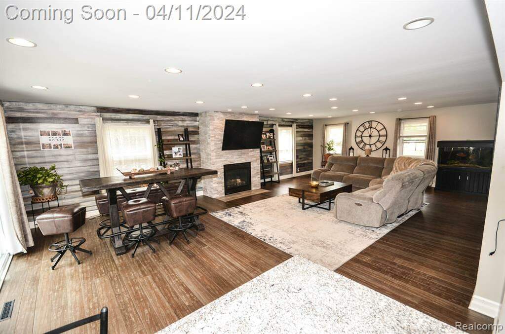 7580 Perry Lake Rd Road, Independence Twp, MI 48348 MLS 20240021664