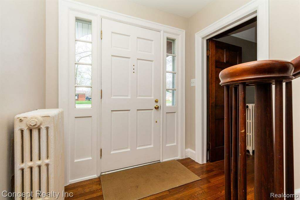 20421 Parke Lane, Grosse Ile Twp, MI 48138 MLS 20240022381