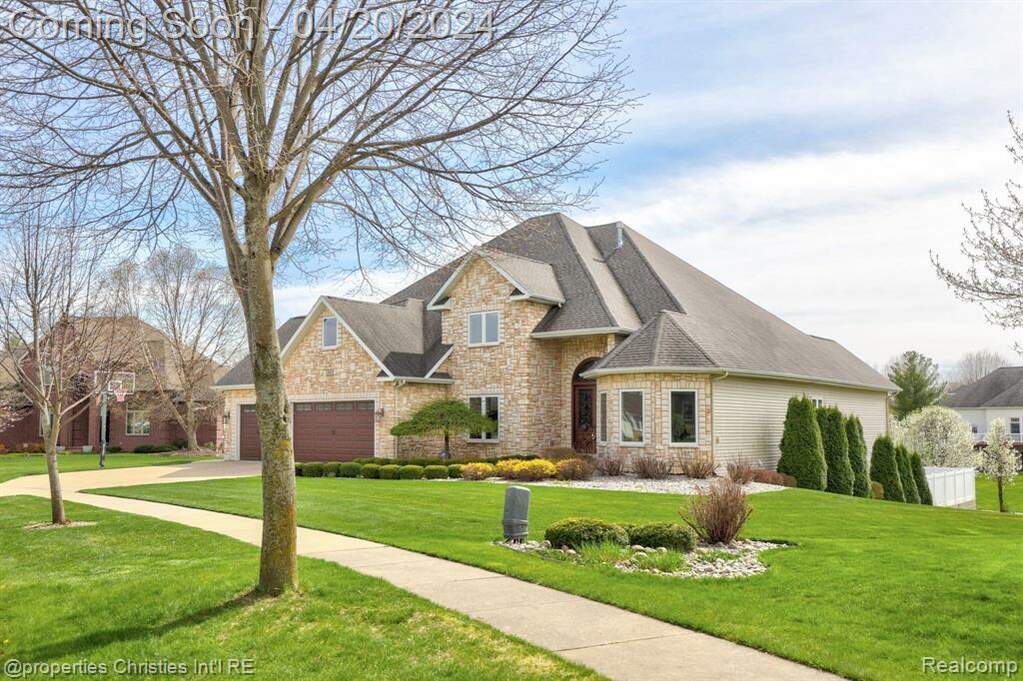 140 Kingsbrook Drive, Frankenmuth, MI 48734 MLS 20240024640