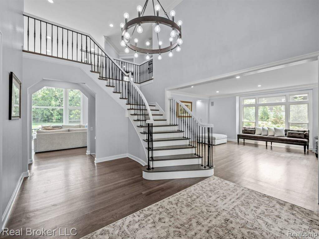 20880 Turnberry Boulevard, Novi, MI 48167 MLS 20240036495