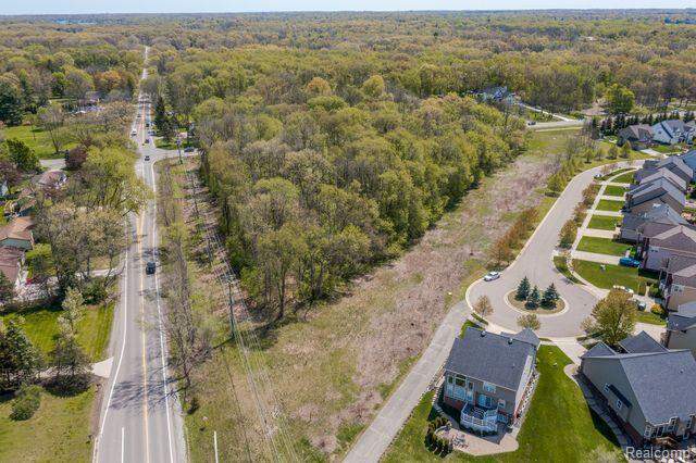 000 Wise Road, Commerce Twp, MI 48382 - View 6