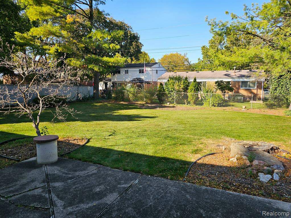 36710 Marler Street, Livonia, MI 48154 MLS 20240078881 properties