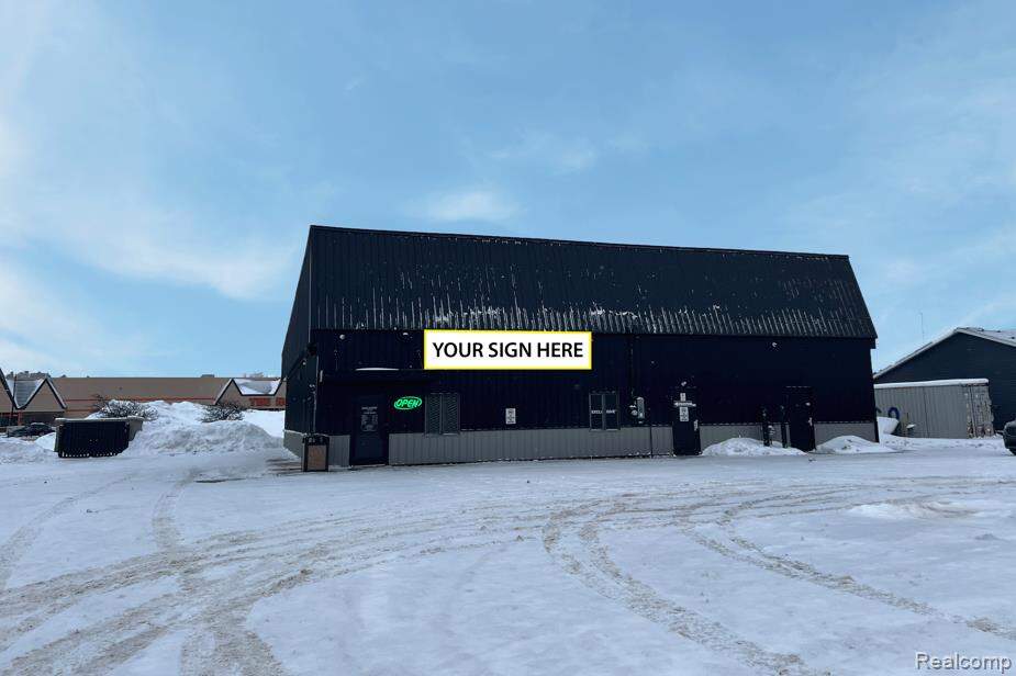 1385 W Main Street, Gaylord, MI 49735, Gaylord
