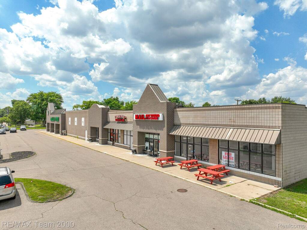 32838 Warren Road, Westland, MI 48185 - View 3