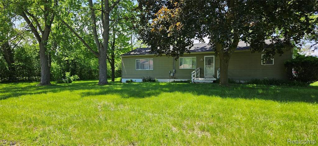 5471 Fairhaven Street, Flint, MI 48505