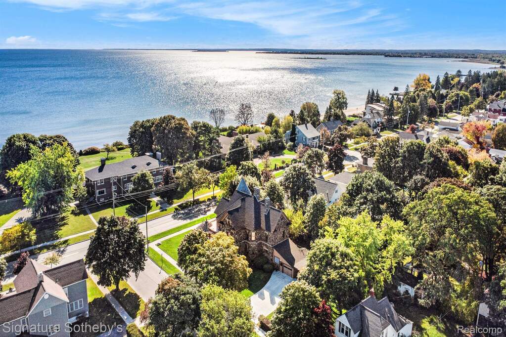 011_dji_0169_127.jpg at 303 S State Avenue, Alpena, MI 49707