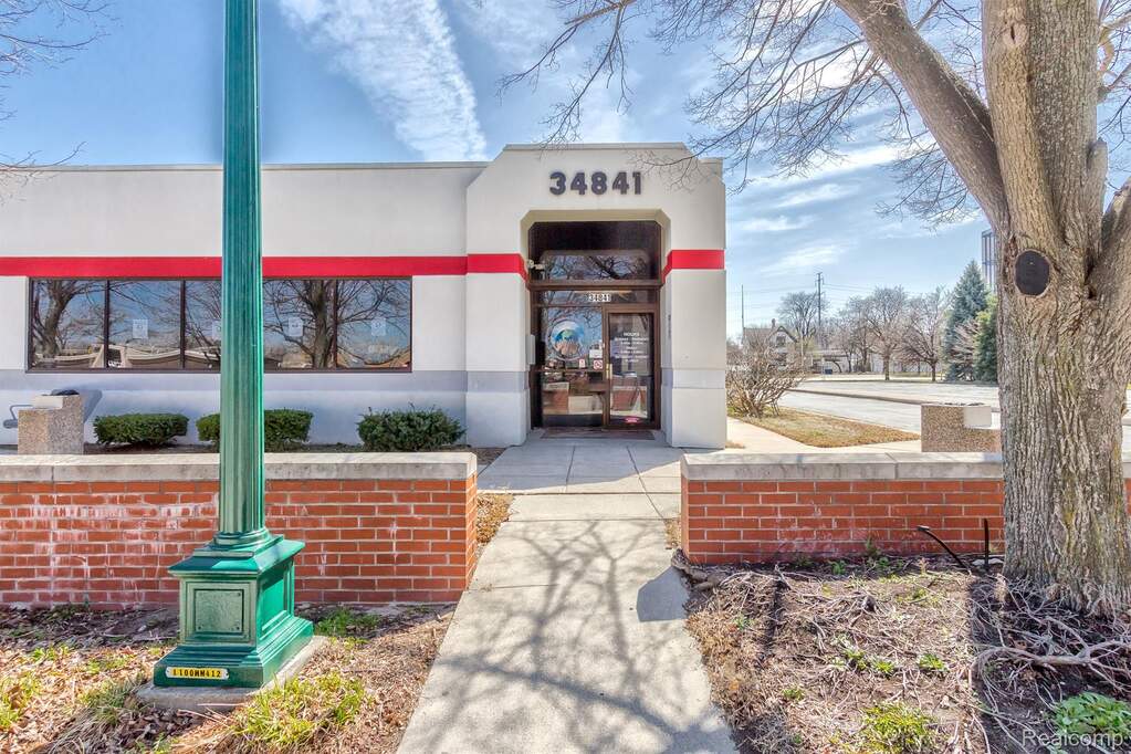 34841 Veterans Plaza #A, Wayne, MI 48184 - View 6